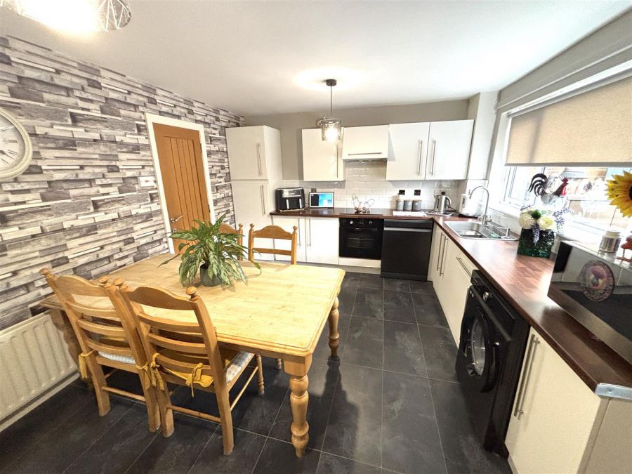 29 Glentaisie Park