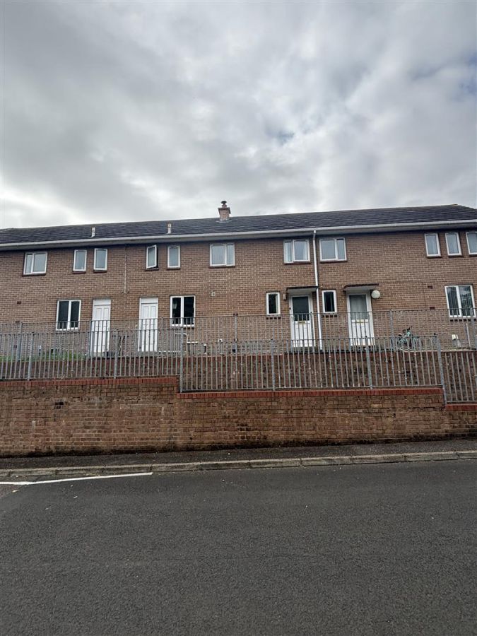 8 Forest Drive,Ballykelly, BT49 9QB
