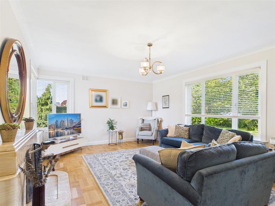 35 Bells Hill