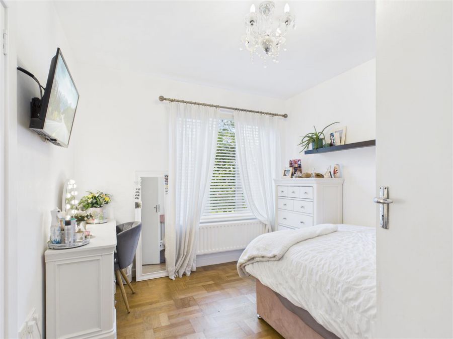 35 Bells Hill