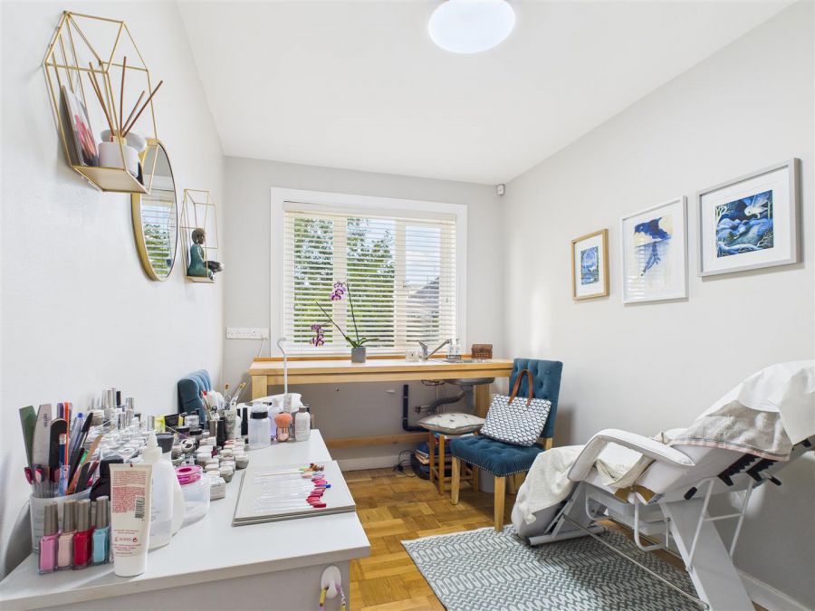35 Bells Hill