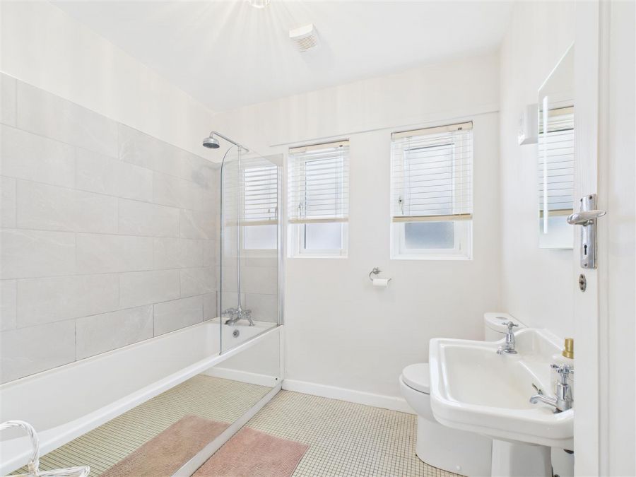 35 Bells Hill