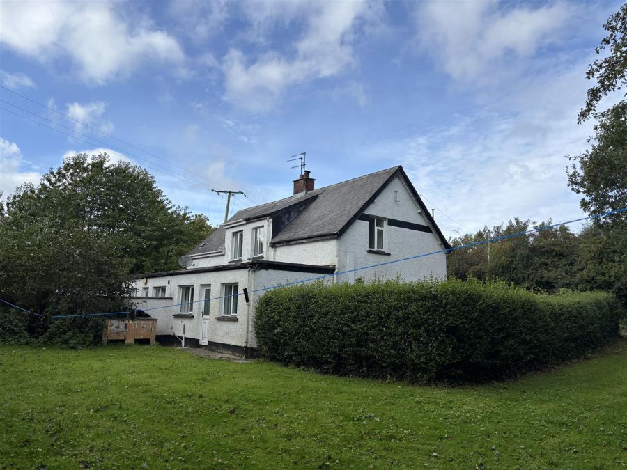 5 Brisland Road