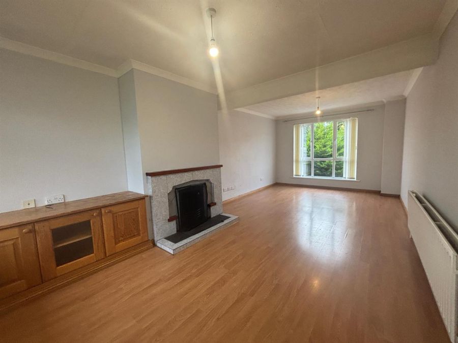 62 Whitehill Park