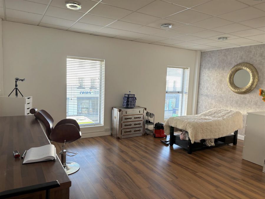 Unit E, 2 Fleming Way