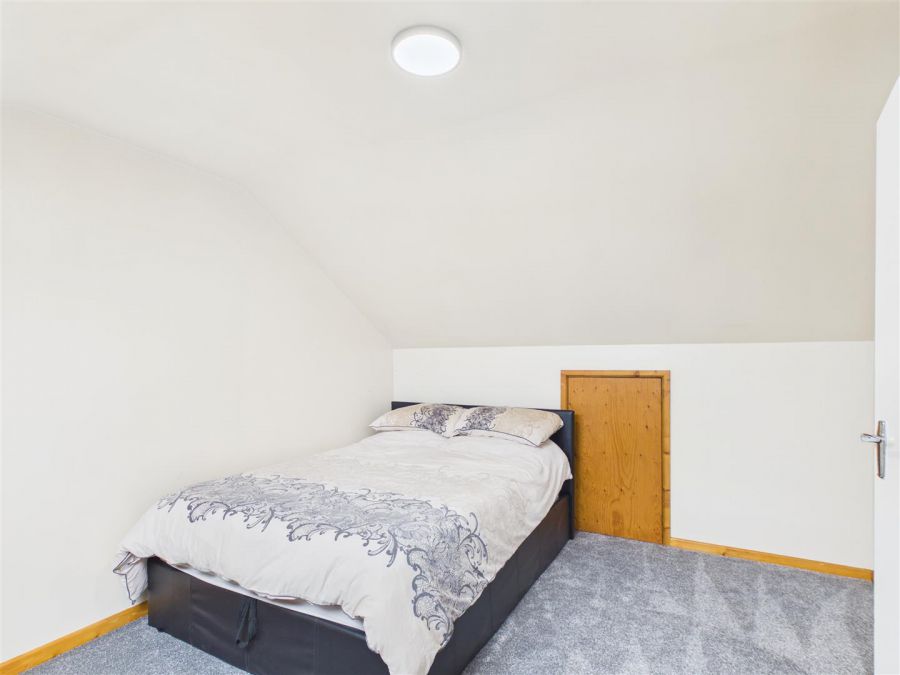 12 Grannagh Park