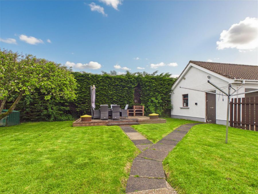 12 Grannagh Park