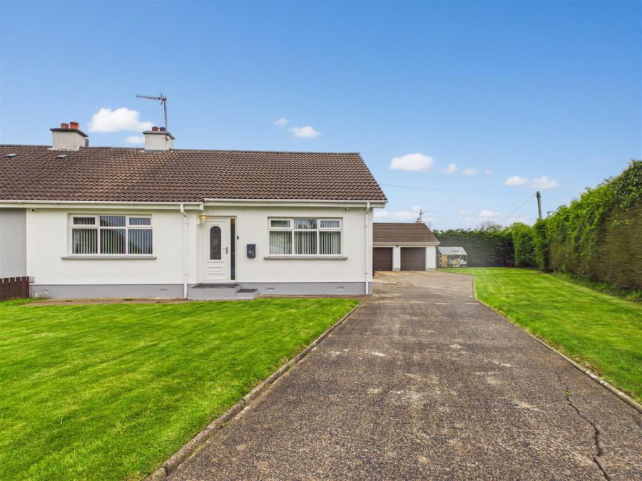 12 Grannagh Park