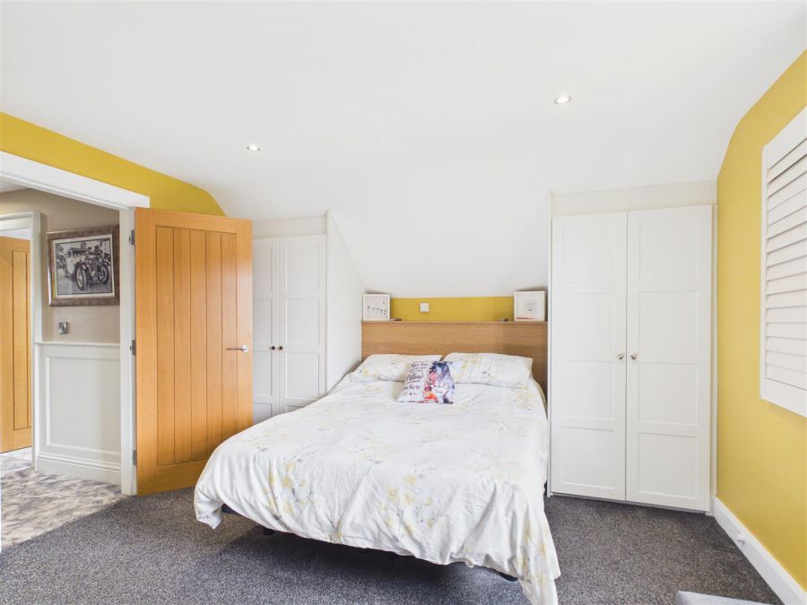 2 Rosebrook