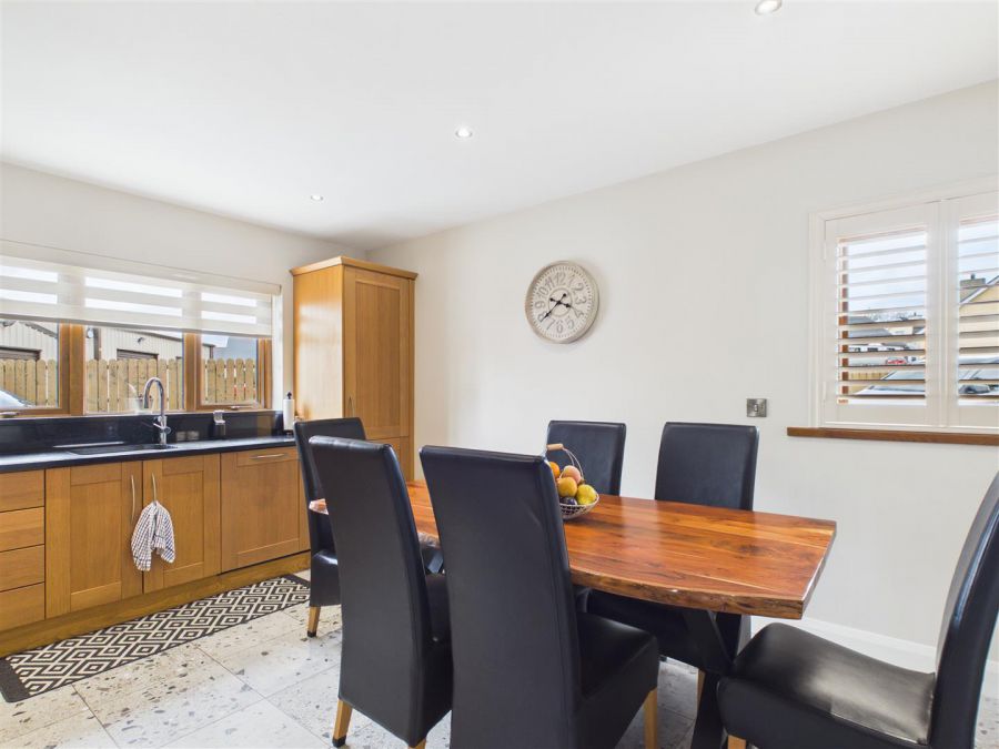 2 Rosebrook