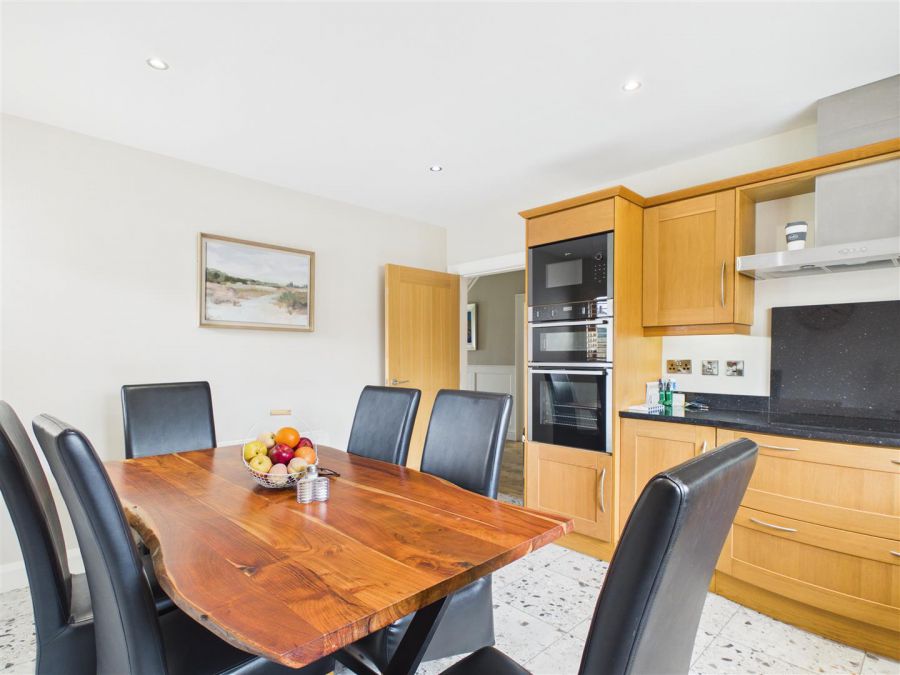 2 Rosebrook