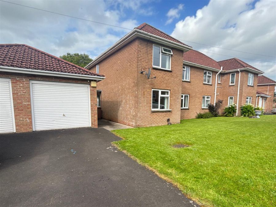 22 Walworth Drive
