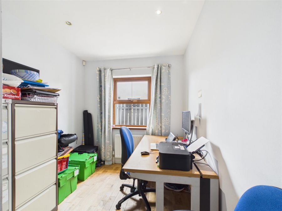 7 Ardcairn