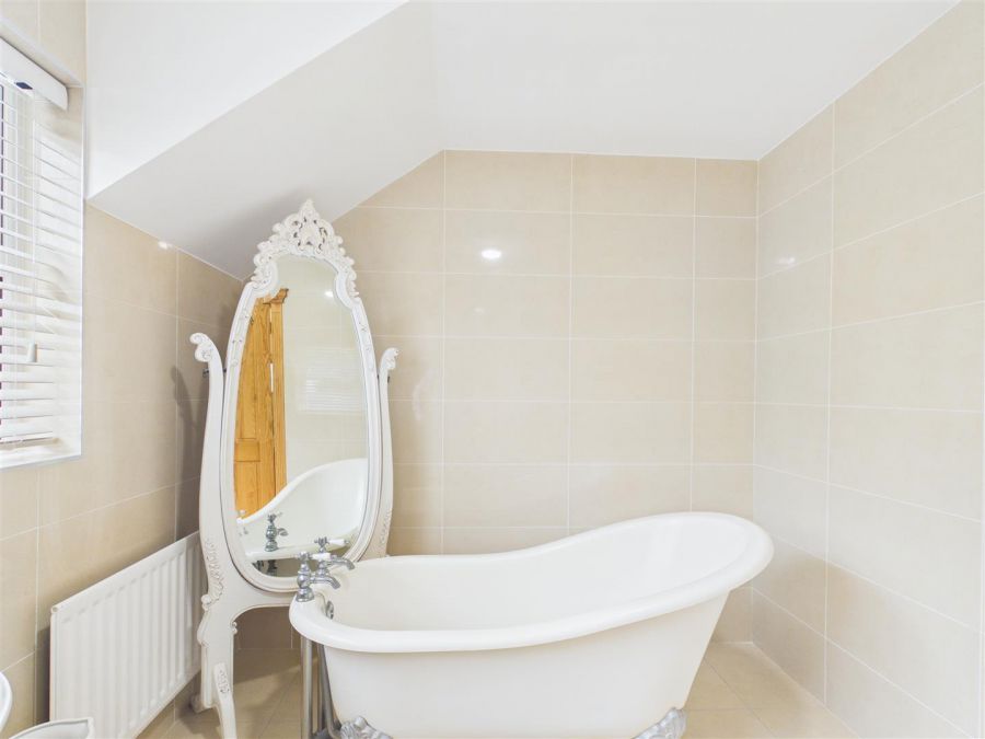 42 Loughermore Road