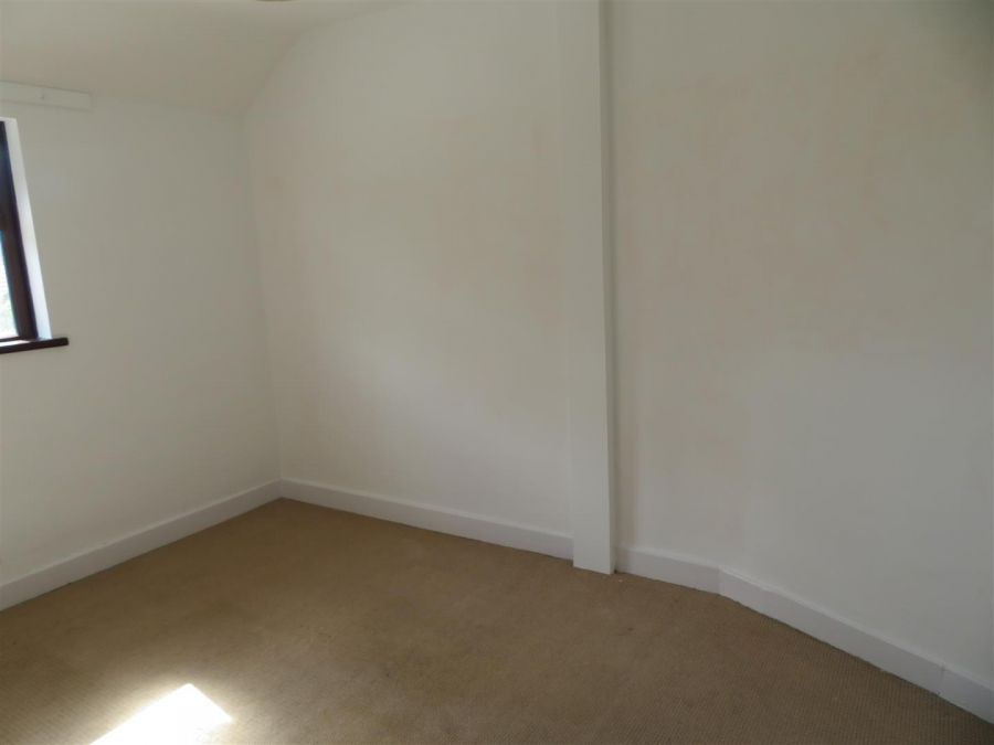 8 Banbridge Road