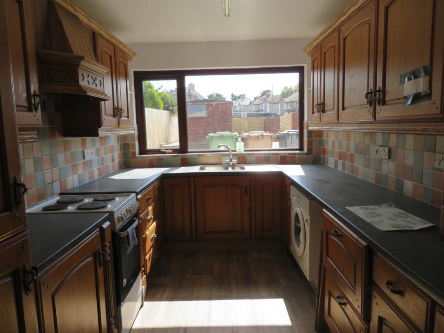 8 Banbridge Road