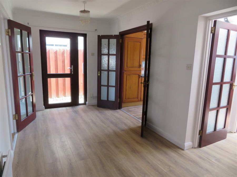 8 Banbridge Road