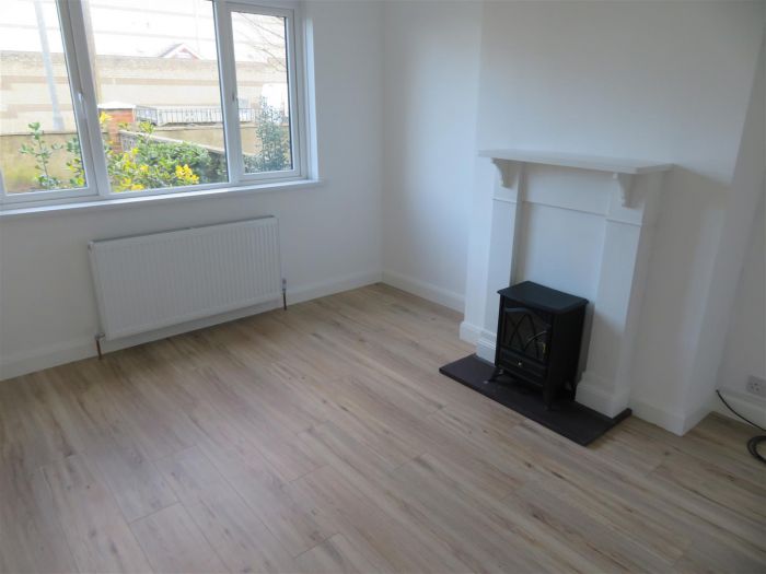 29 Mourneview Avenue
