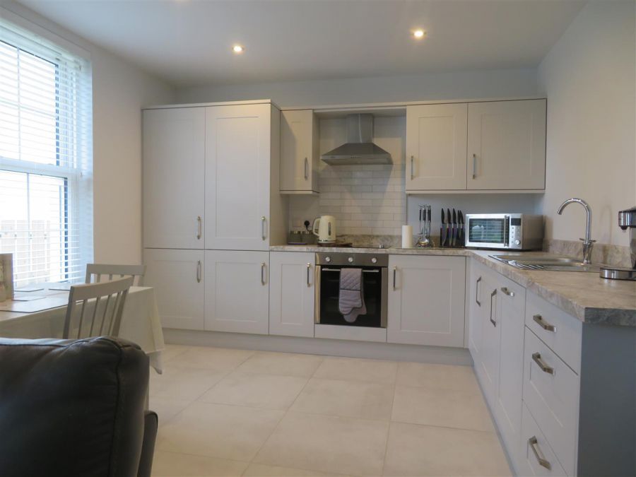 Ground Floor, Apartment 2 24 Foxwood Hall