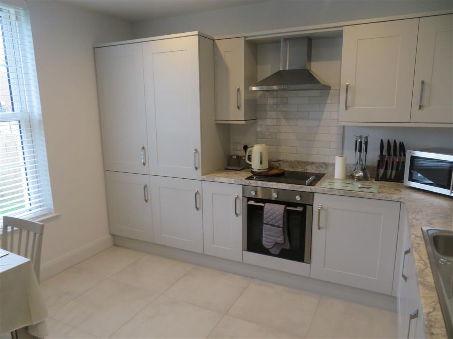 Ground Floor, Apartment 2 24 Foxwood Hall