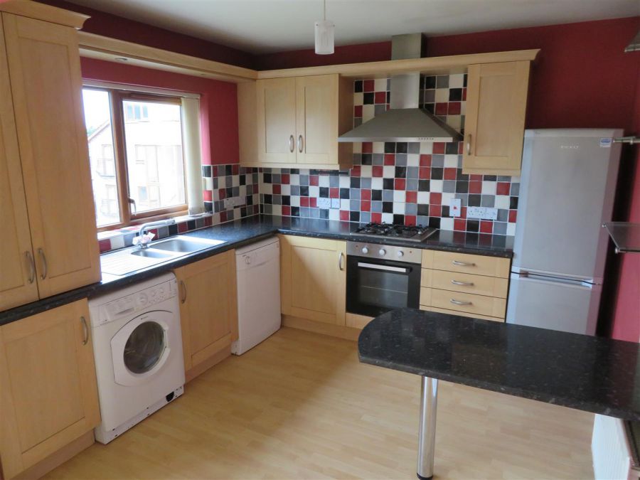 56 Silverwood Green