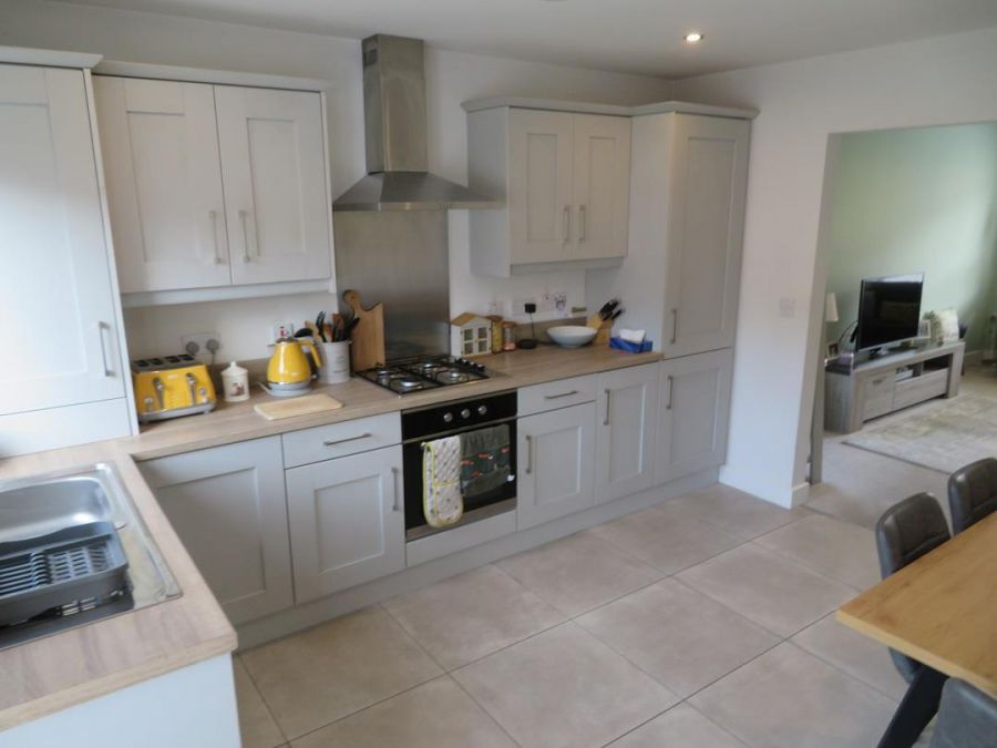 7 Atherton Square