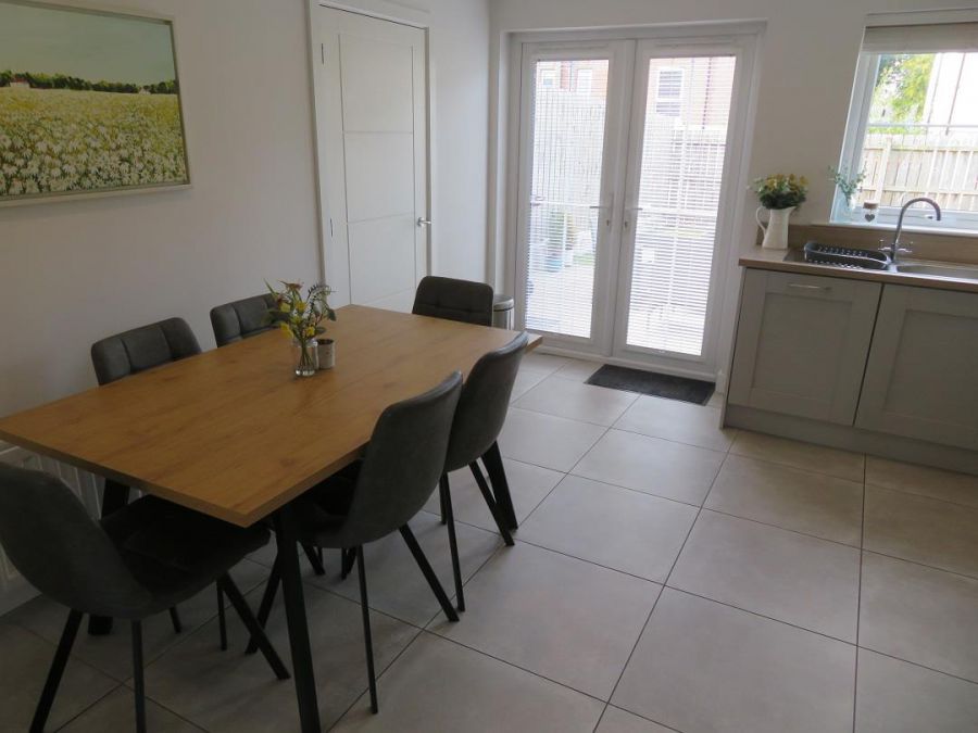 7 Atherton Square