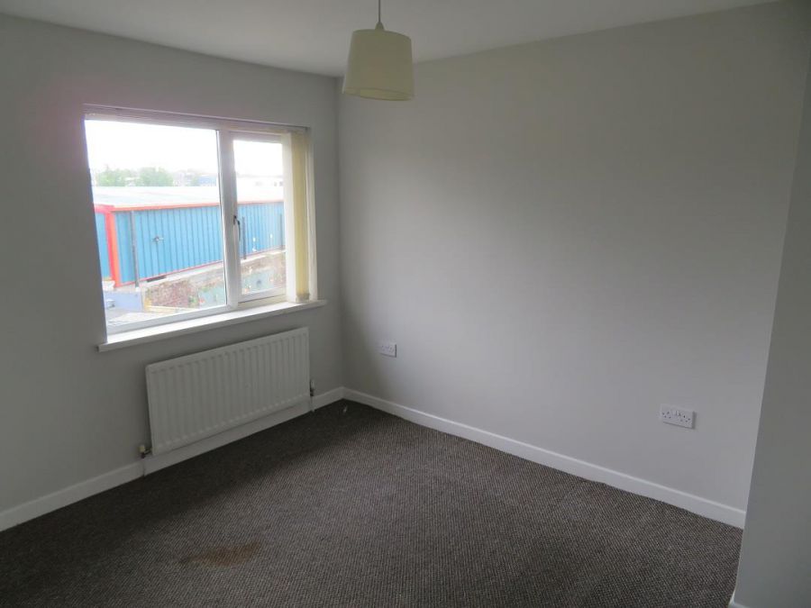 33 Trasna Way