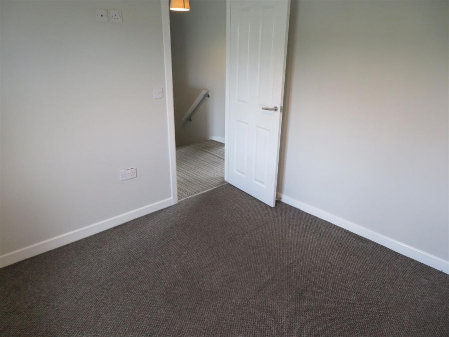 33 Trasna Way