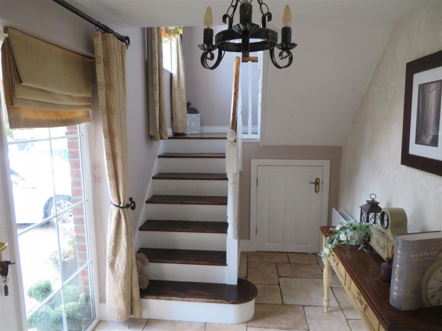 26 Hillcrest Manor