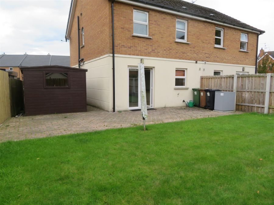 18 Charles Baron Crescent