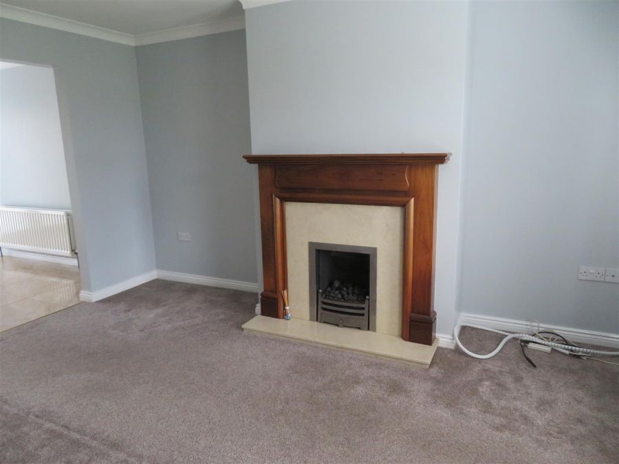 18 Charles Baron Crescent