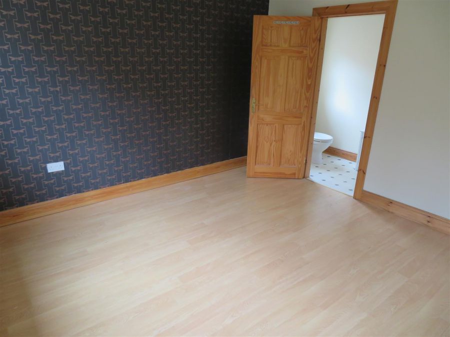 42 Weavers Lane