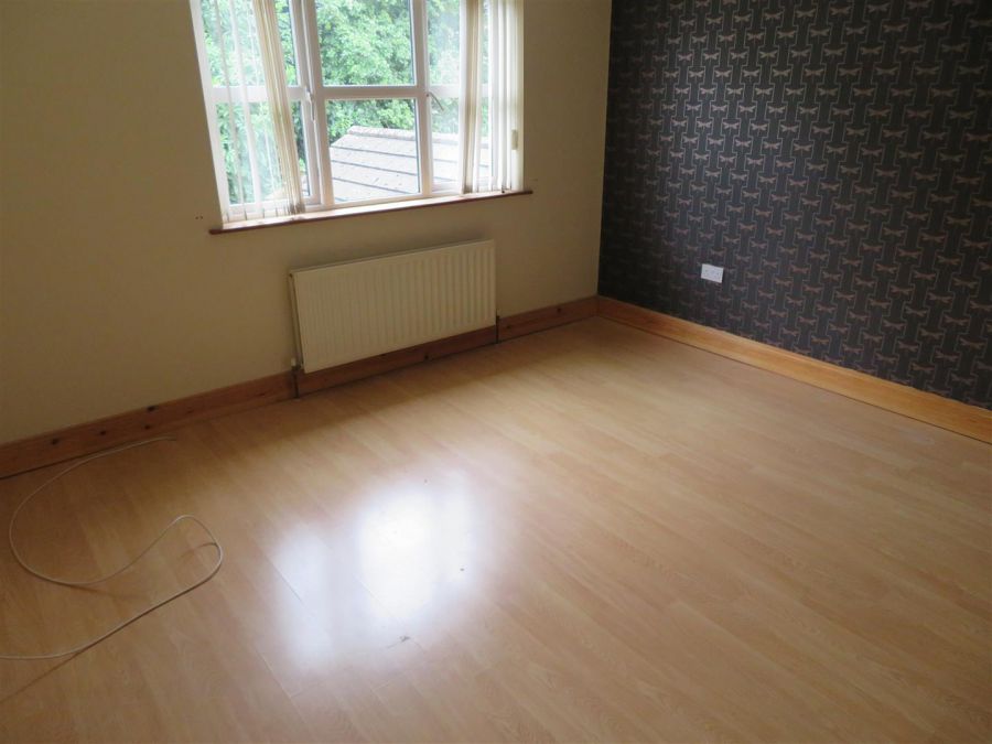42 Weavers Lane