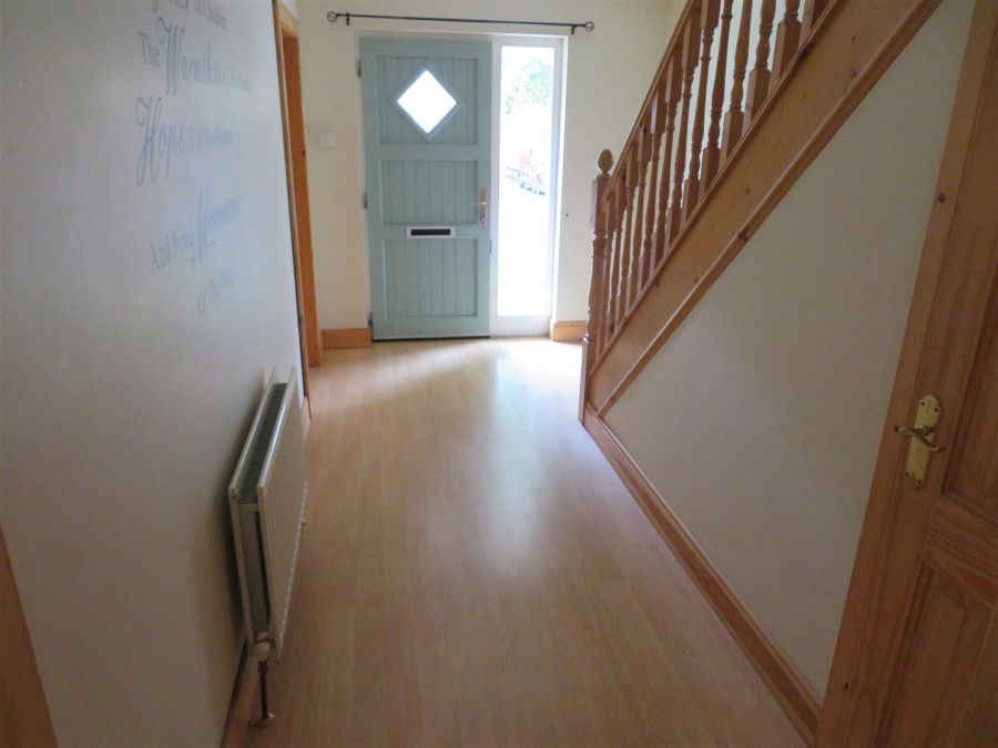42 Weavers Lane