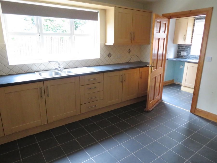 42 Weavers Lane