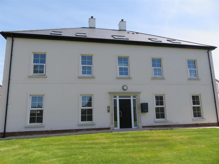 Apartment 1, 24 Foxwood Hall