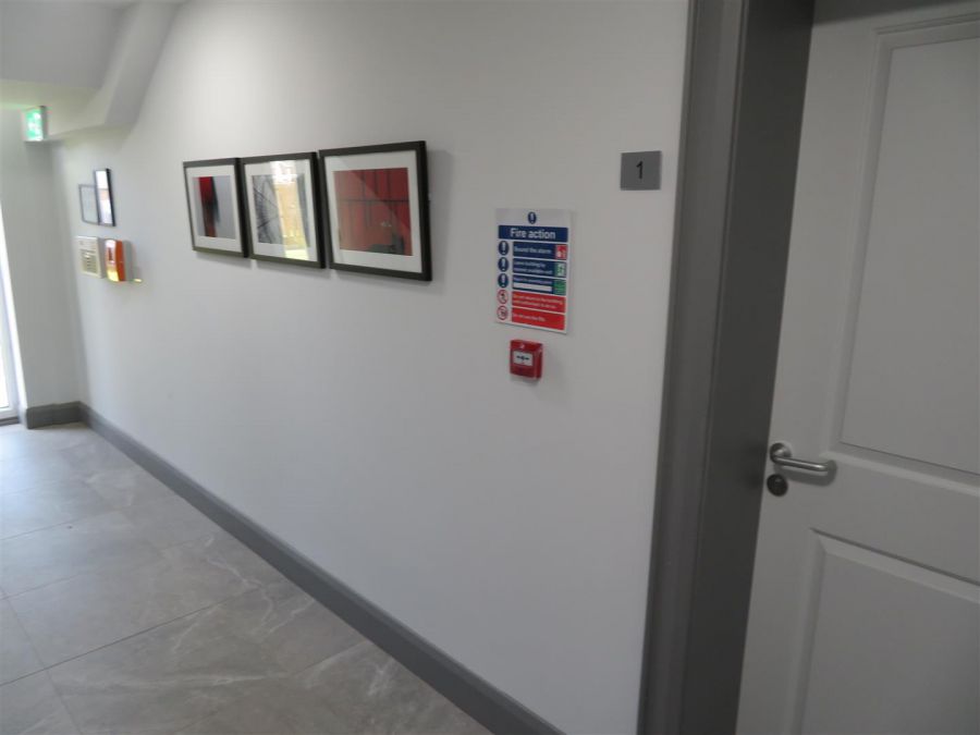 Apartment 1, 24 Foxwood Hall