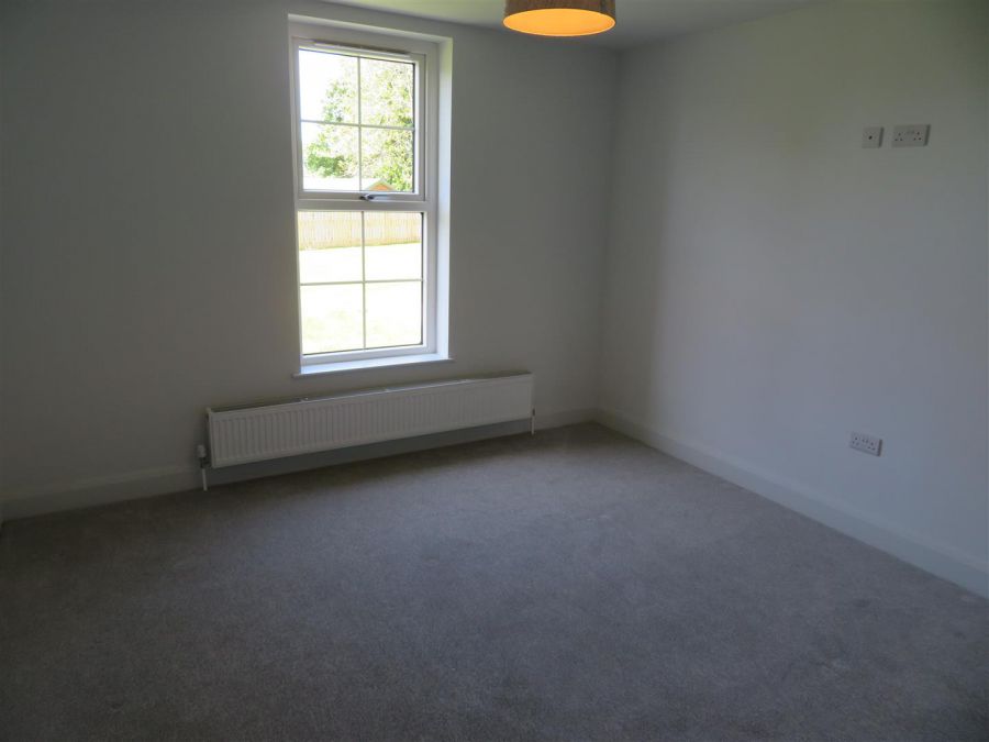 Apartment 1, 24 Foxwood Hall