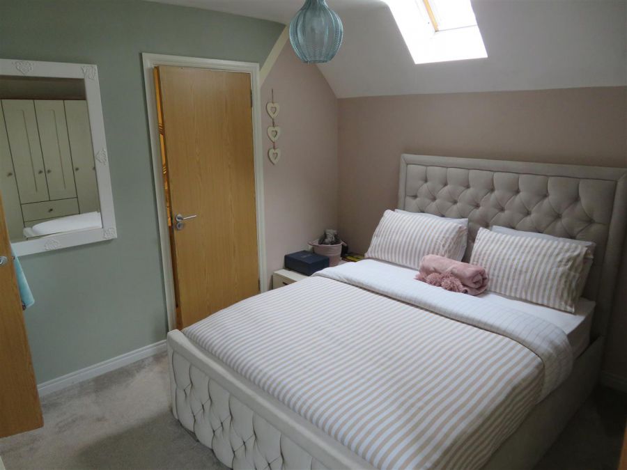 1 Toberhewny Hall