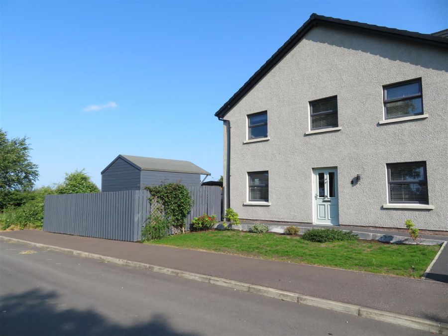 8 Ferryview Close