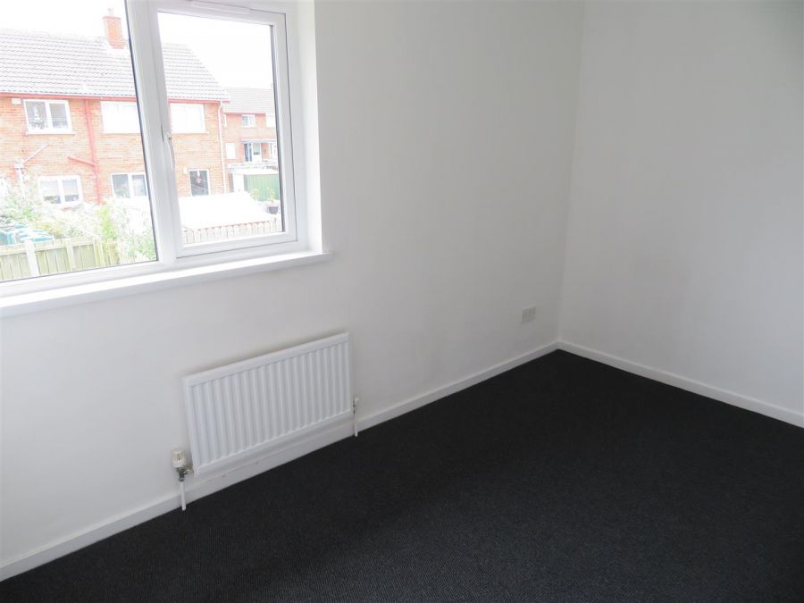 98 Mourne Road