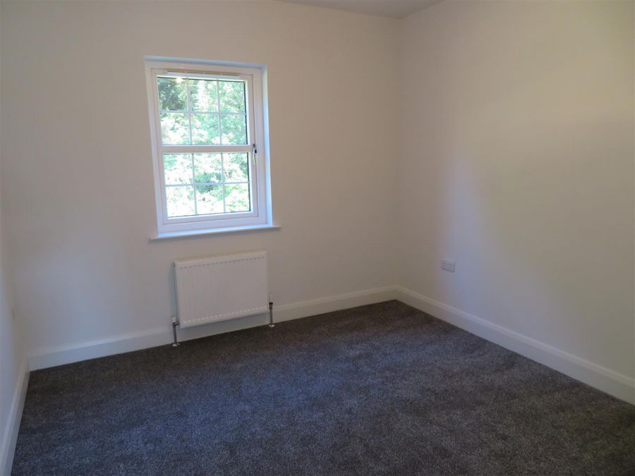 16 Foxwood Hall