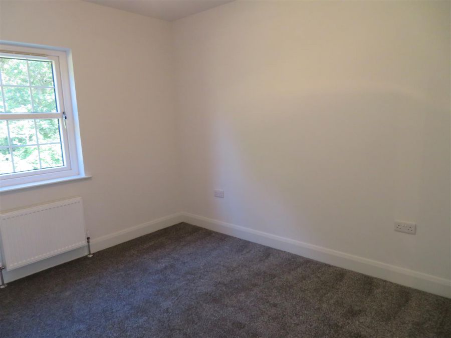 16 Foxwood Hall