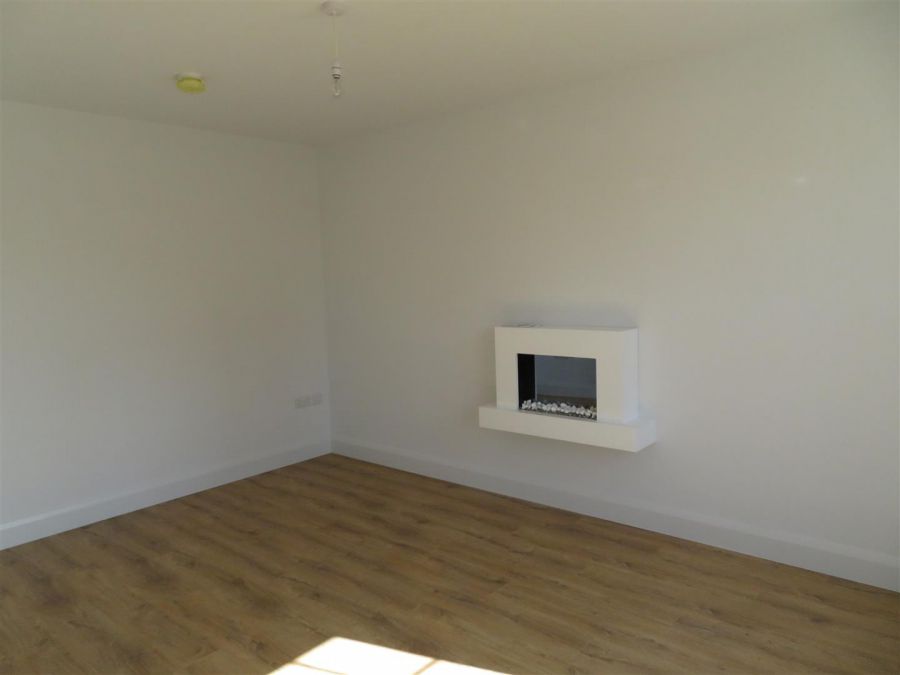 16 Foxwood Hall