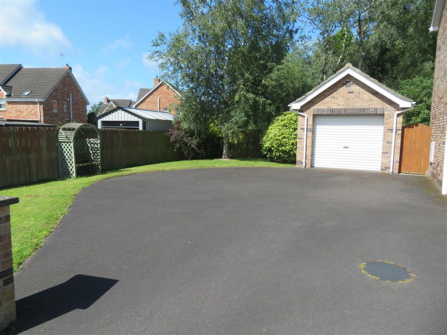 39 Toberhewny Lodge