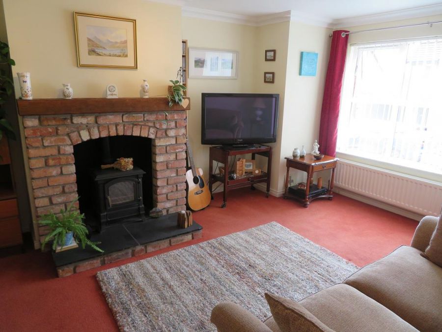 86 Moss View