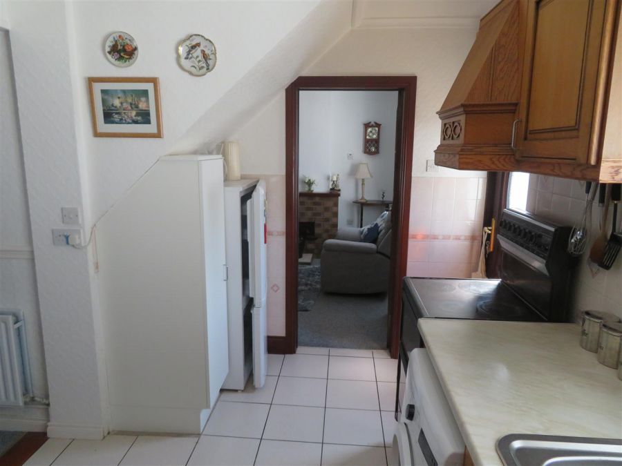 32 Larkfield Square
