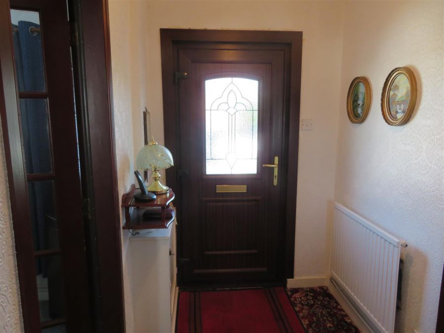 32 Larkfield Square