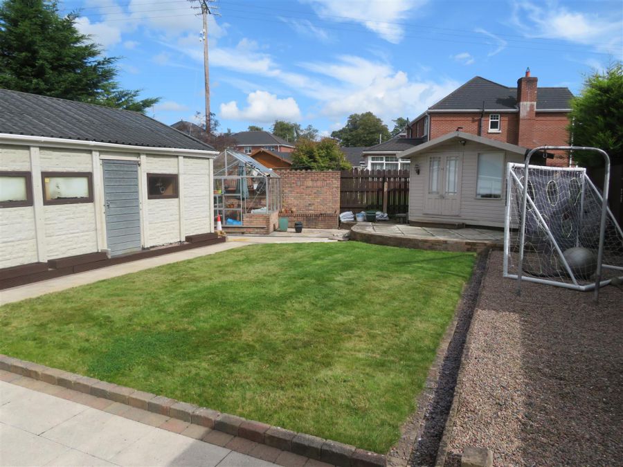 4 Hazelgrove Avenue